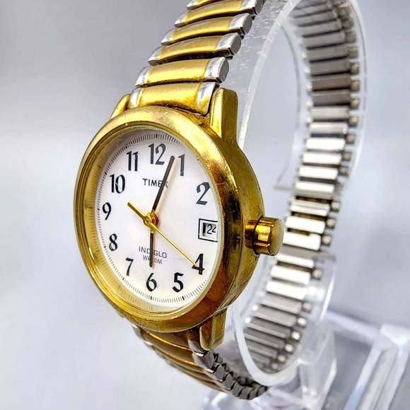 *Working* Vintage Timex Indiglo Women’s Watch - Picture 3 of 5